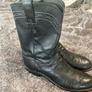 Men’s size 10.5 Justin Cowboy Boots